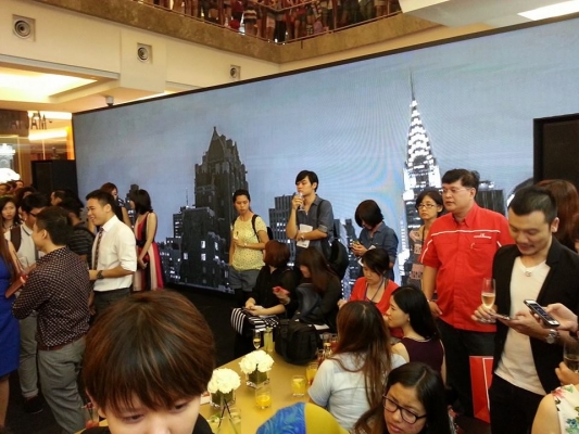 Coach The Garden Launching3