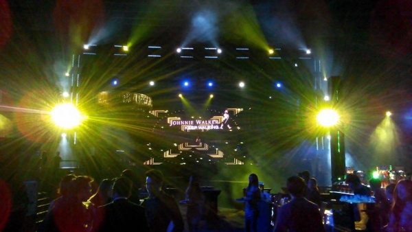 Johnnie Walker Circuit Lounge3